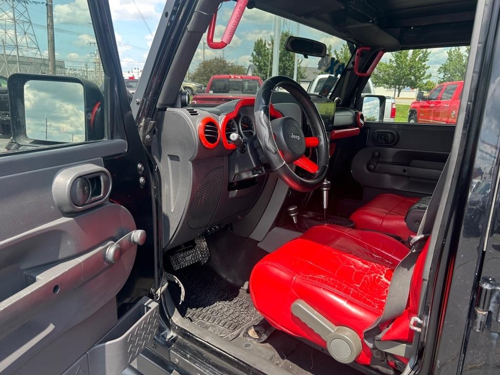 Jeep Wrangler Unlimited Sport 4WD 2010
