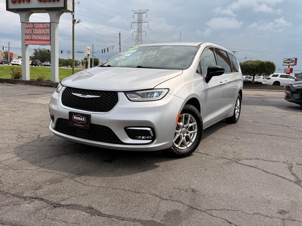 Chrysler Pacifica Touring L 2024