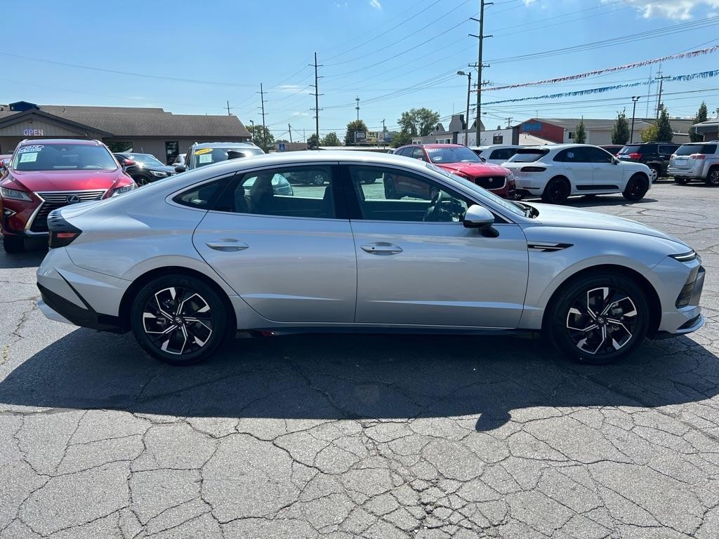 Hyundai Sonata SEL 2025