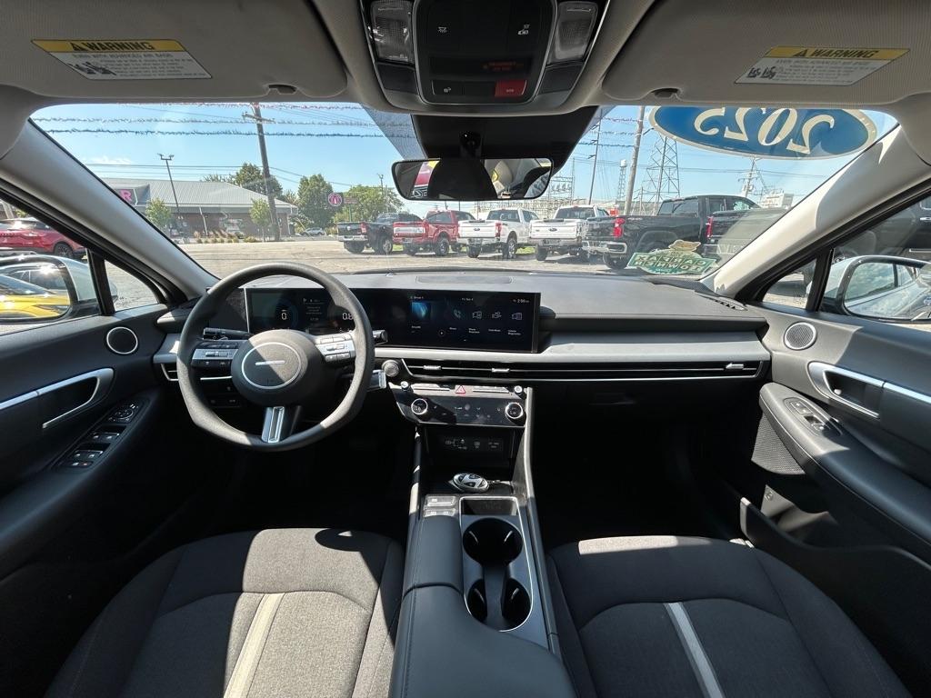 Hyundai Sonata SEL 2025