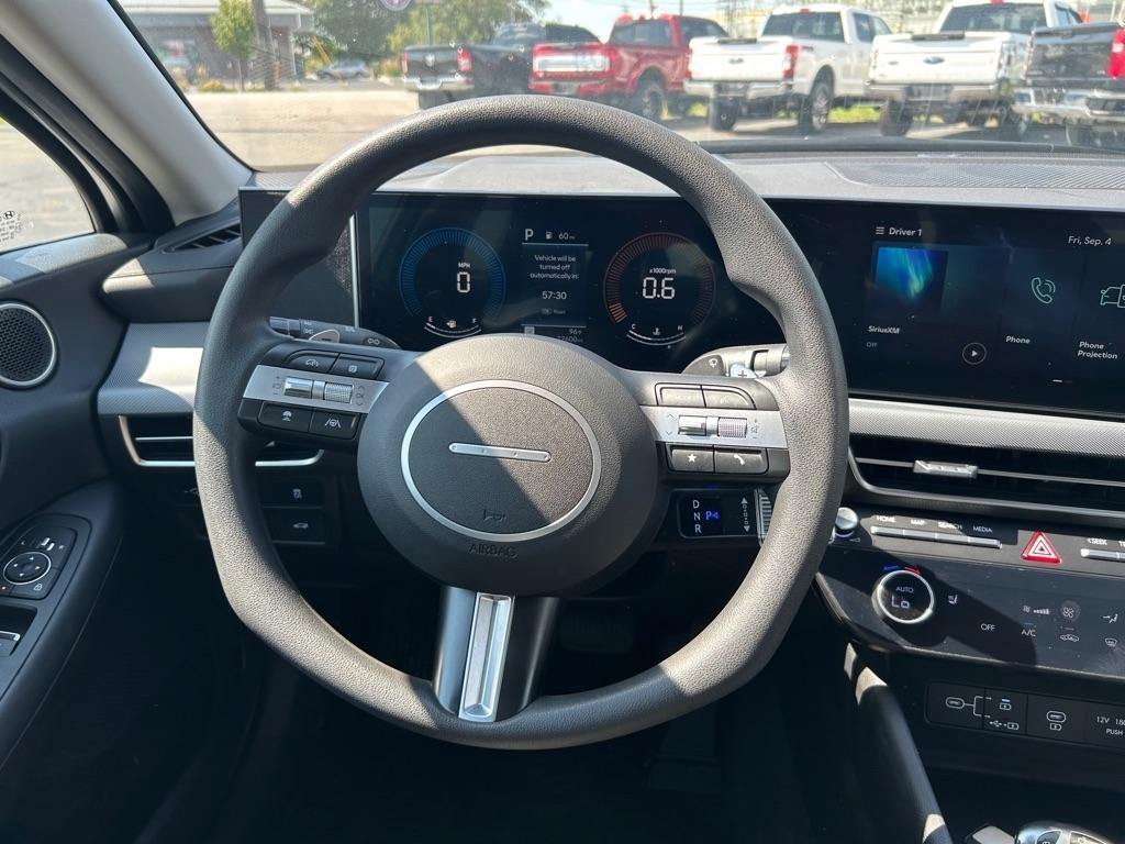 Hyundai Sonata SEL 2025