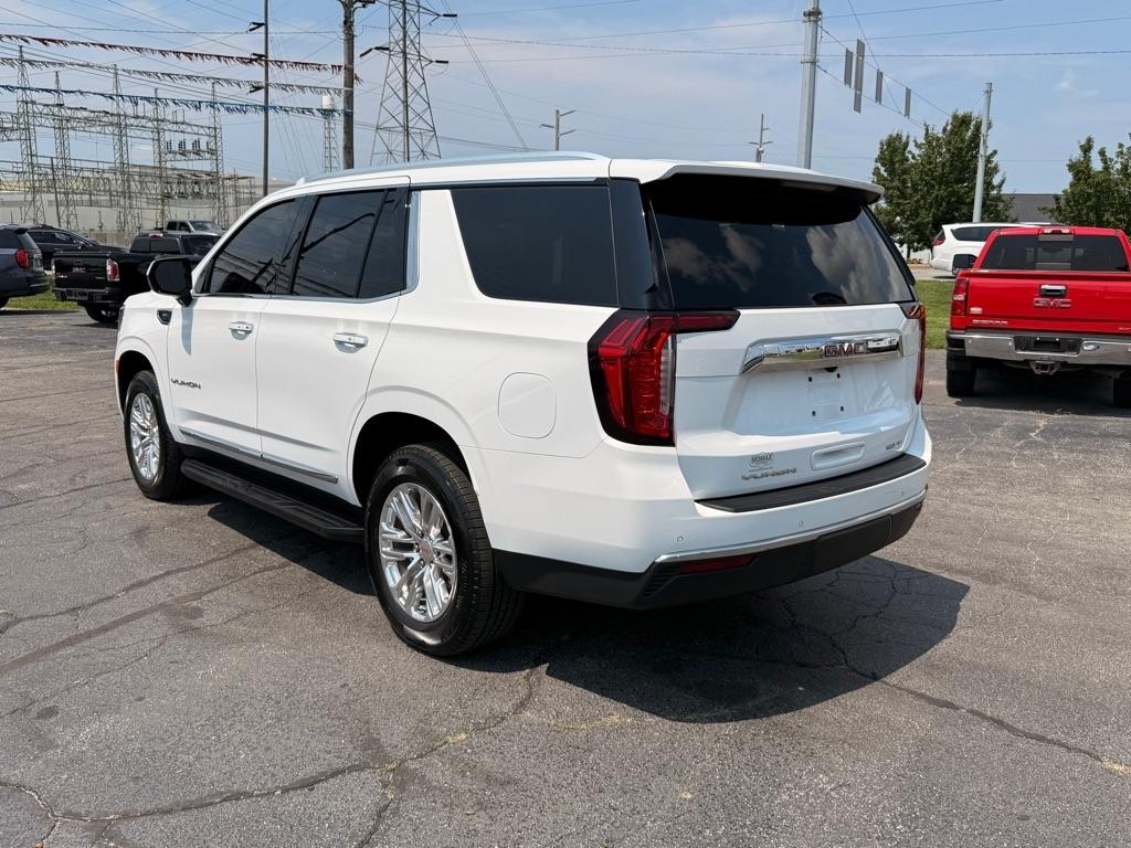 GMC Yukon SLT 2WD 2024