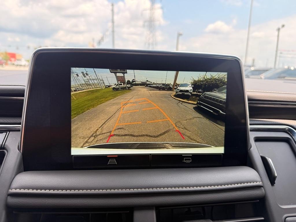 GMC Yukon SLT 2WD 2024