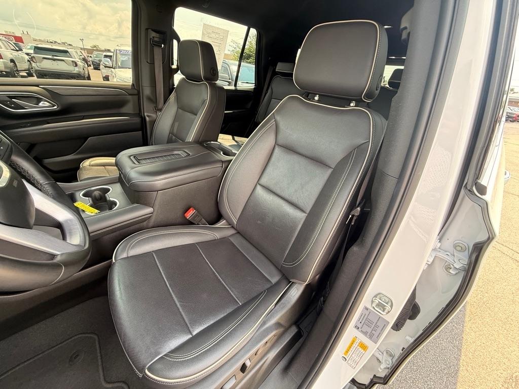 GMC Yukon SLT 2WD 2024