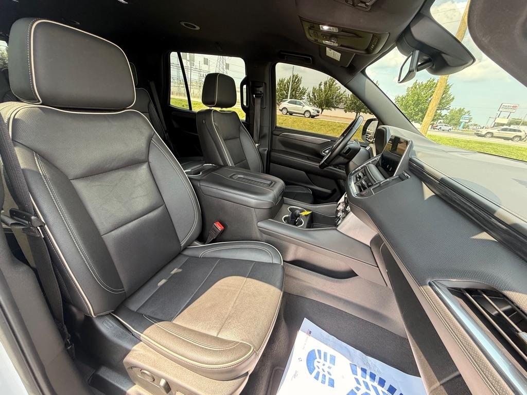 GMC Yukon SLT 2WD 2024