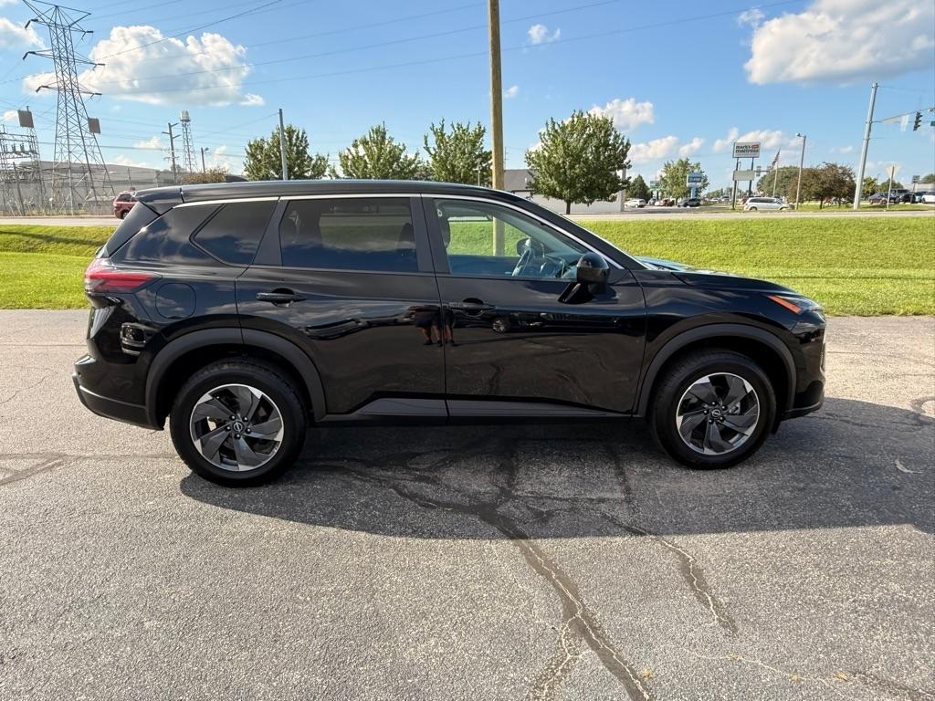 Nissan Rogue SV 2024