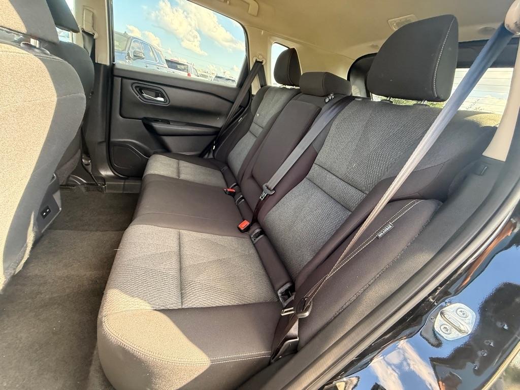 Nissan Rogue SV 2024