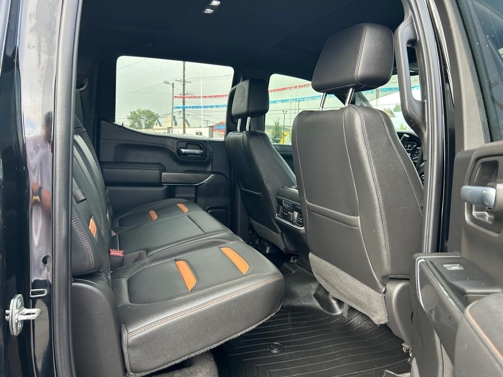 GMC Sierra 1500 AT4 Crew Cab Long Box 4WD 2021