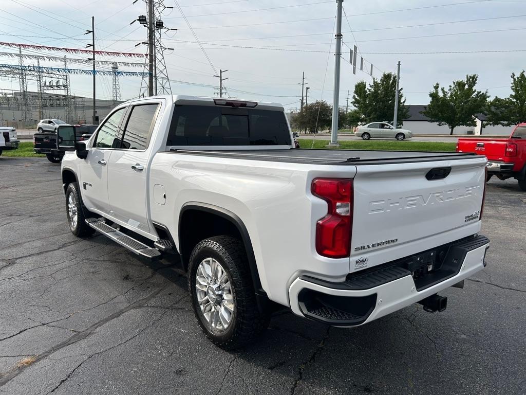 Chevrolet Silverado 2500HD High Country Crew Cab Long Box 4WD 2020