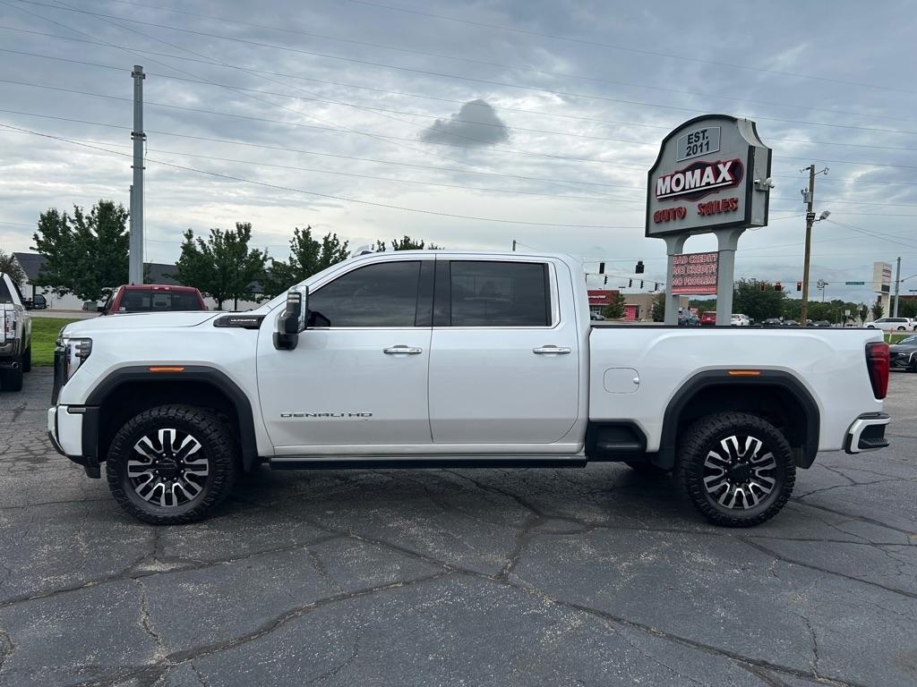 GMC Sierra 2500HD Denali Ultimate Crew Cab 4WD 2024