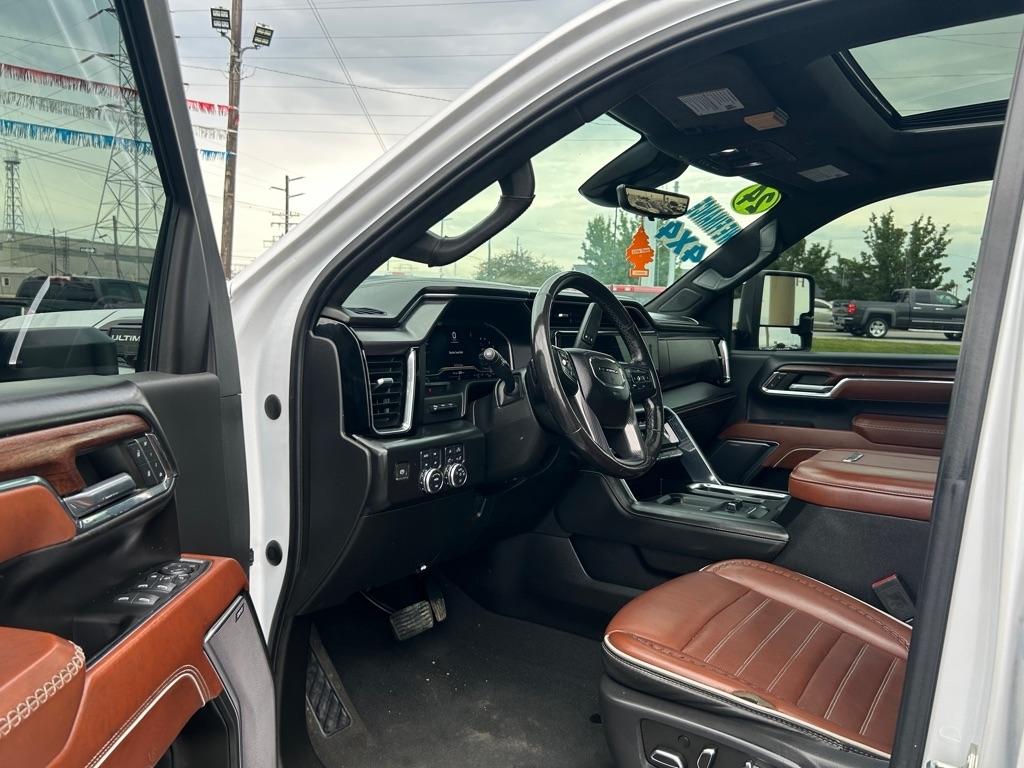 GMC Sierra 2500HD Denali Ultimate Crew Cab 4WD 2024
