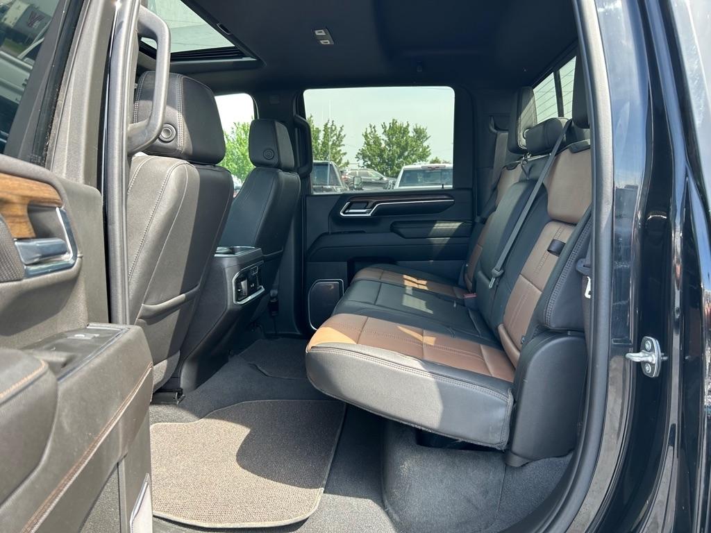 Chevrolet Silverado 3500HD High Country Crew Cab 4WD 2024