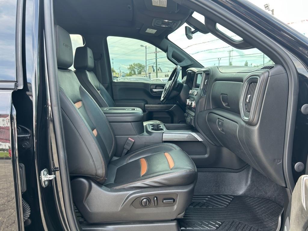 GMC Sierra 1500 AT4 Crew Cab Long Box 4WD 2020