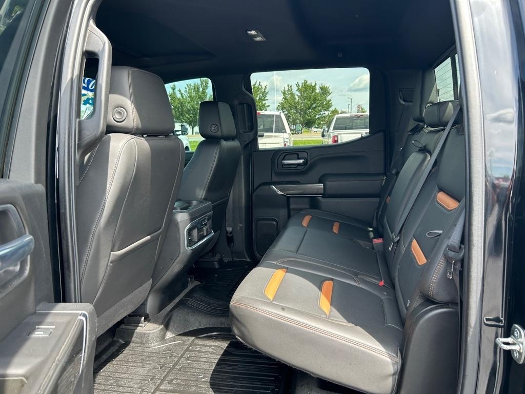 GMC Sierra 1500 AT4 Crew Cab Long Box 4WD 2020
