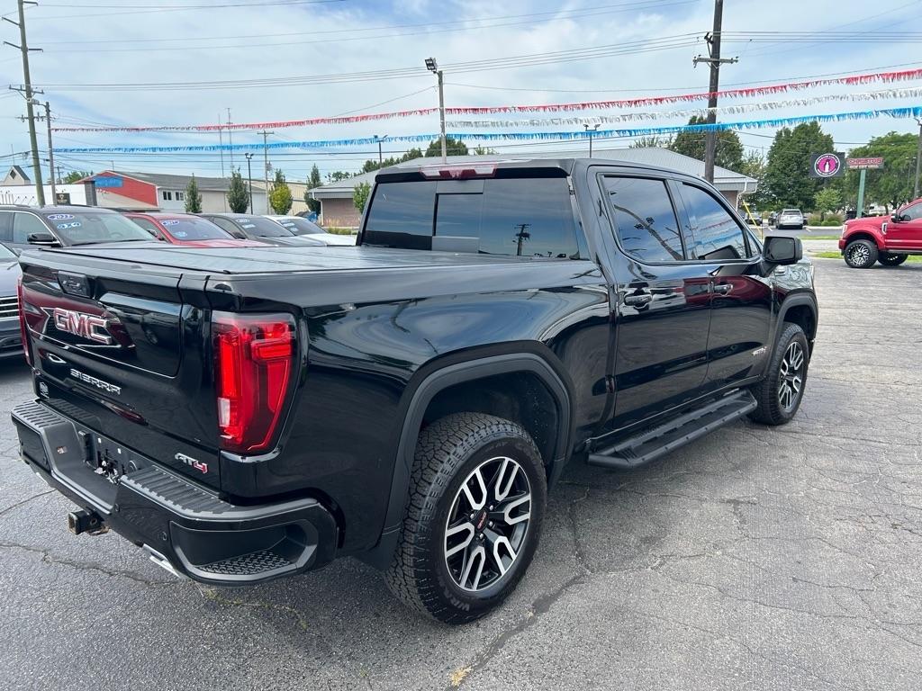 GMC Sierra 1500 AT4 Crew Cab 4WD 2022