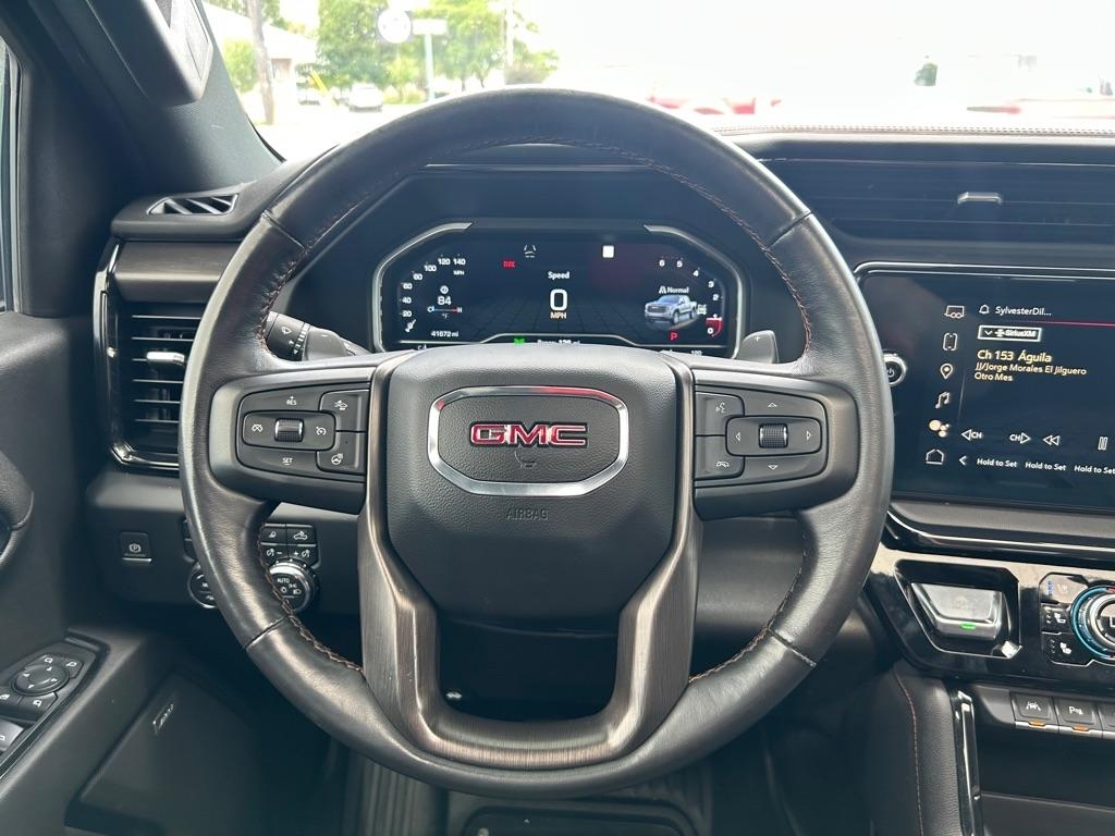 GMC Sierra 1500 AT4 Crew Cab 4WD 2022