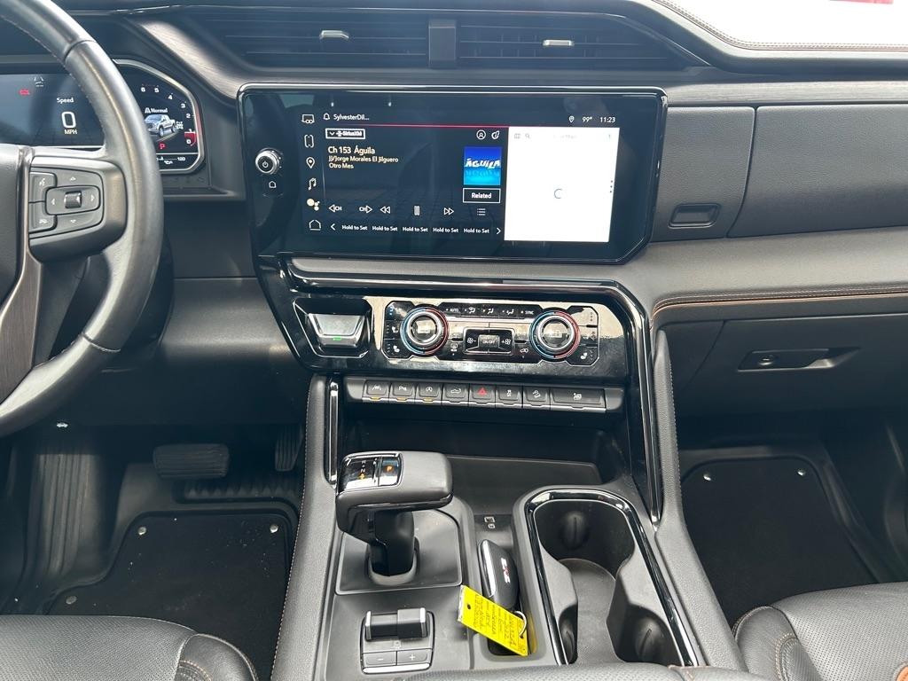 GMC Sierra 1500 AT4 Crew Cab 4WD 2022