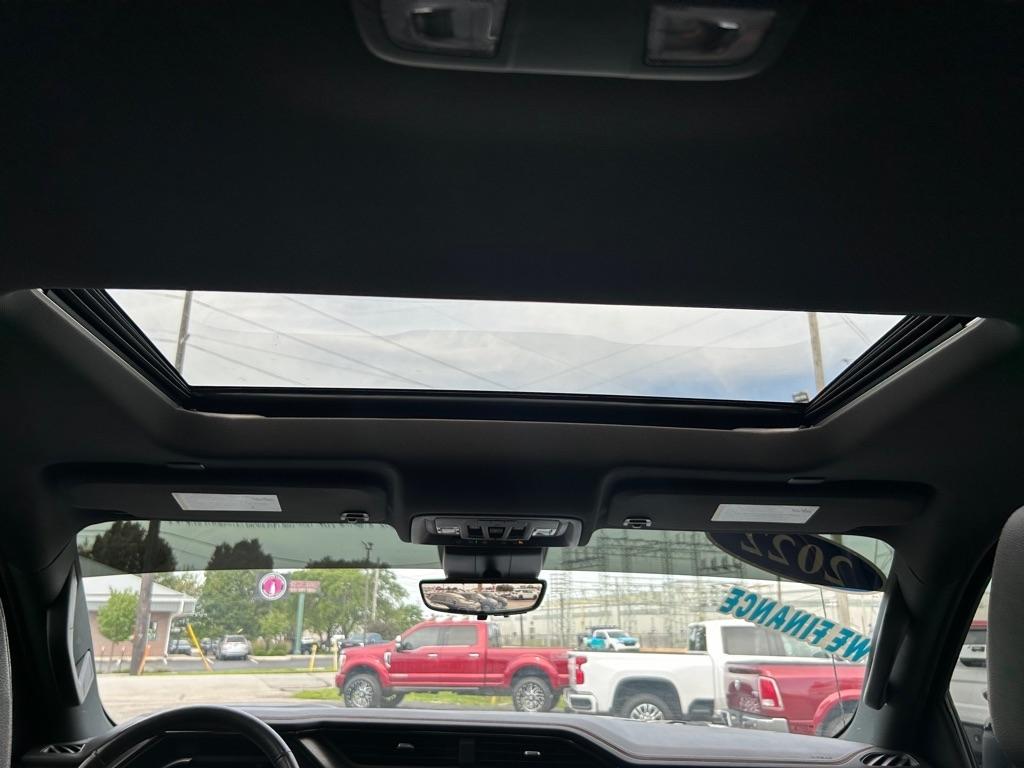 GMC Sierra 1500 AT4 Crew Cab 4WD 2022
