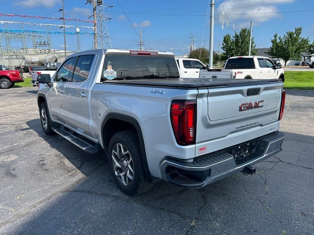 GMC Sierra 1500 SLT Crew Cab 4WD 2022