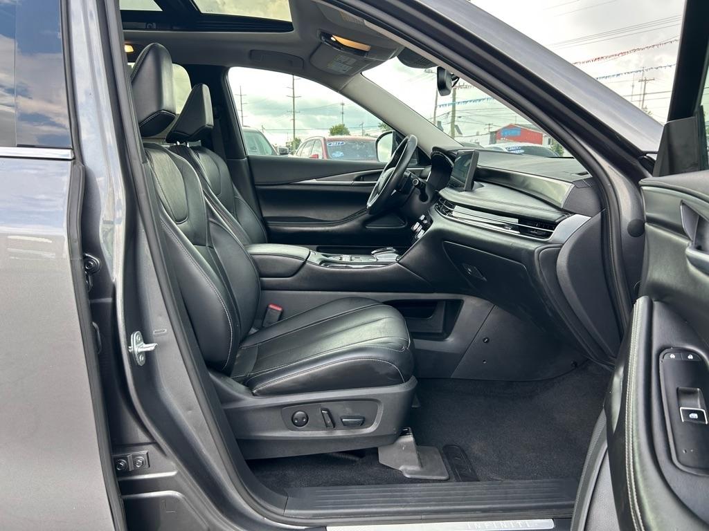 Infiniti QX60 LUXE AWD 2022