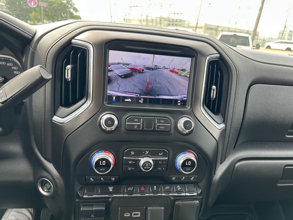GMC Sierra 2500HD AT4 Crew Cab 4WD 2021