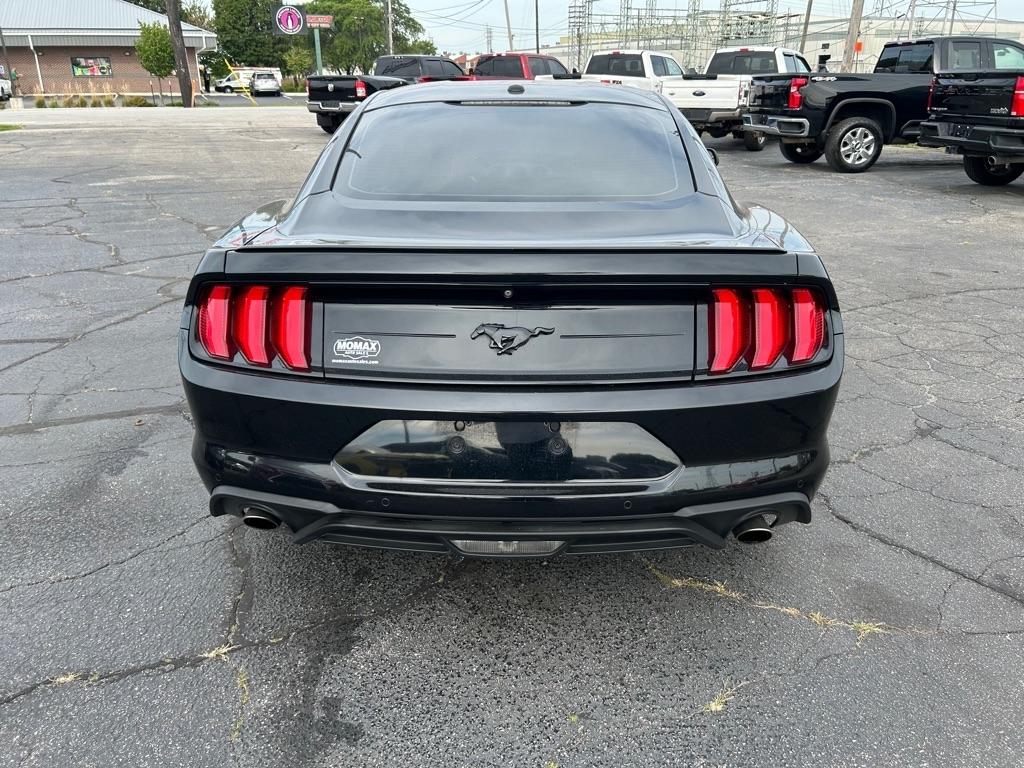 Ford Mustang EcoBoost Coupe 2019