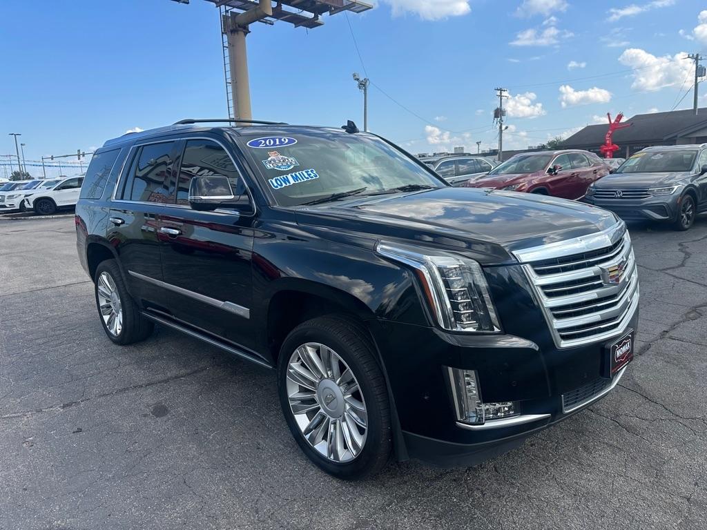 Cadillac Escalade Platinum 2WD 2019