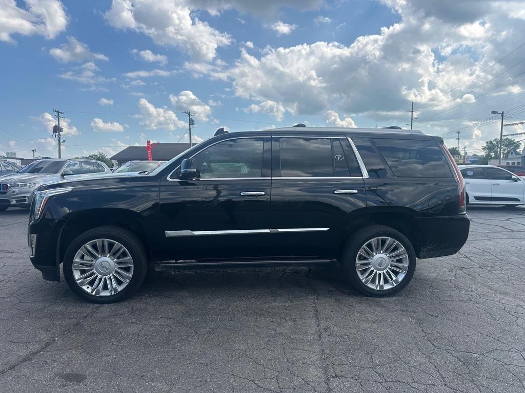 Cadillac Escalade Platinum 2WD 2019