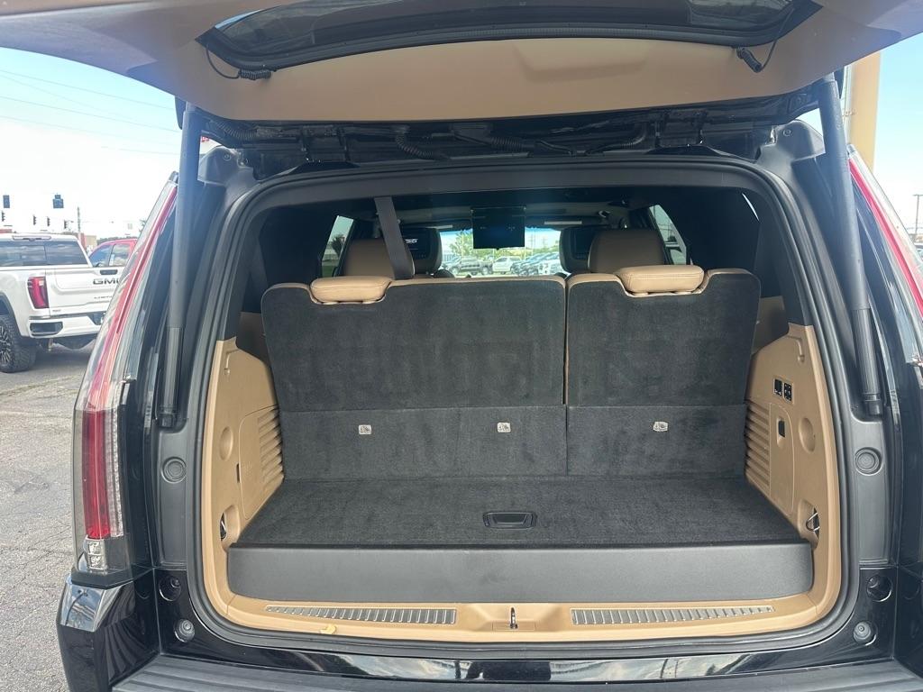 Cadillac Escalade Platinum 2WD 2019