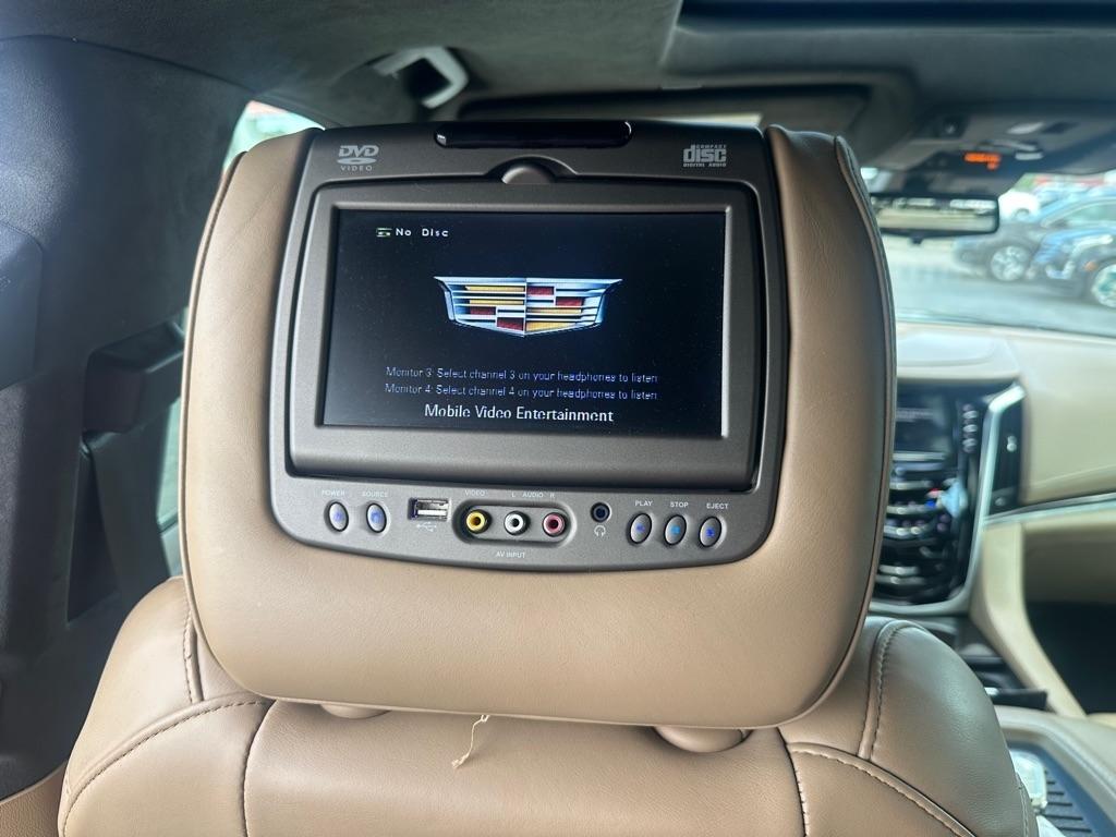 Cadillac Escalade Platinum 2WD 2019