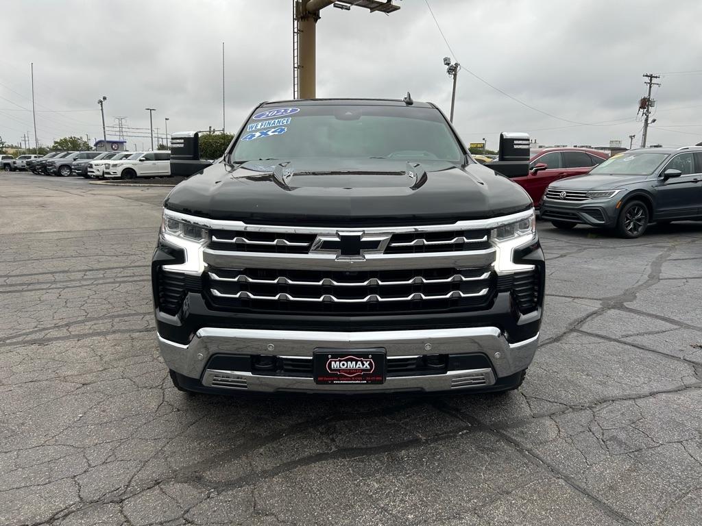 Chevrolet Silverado 1500 LTZ Crew Cab 4WD 2023