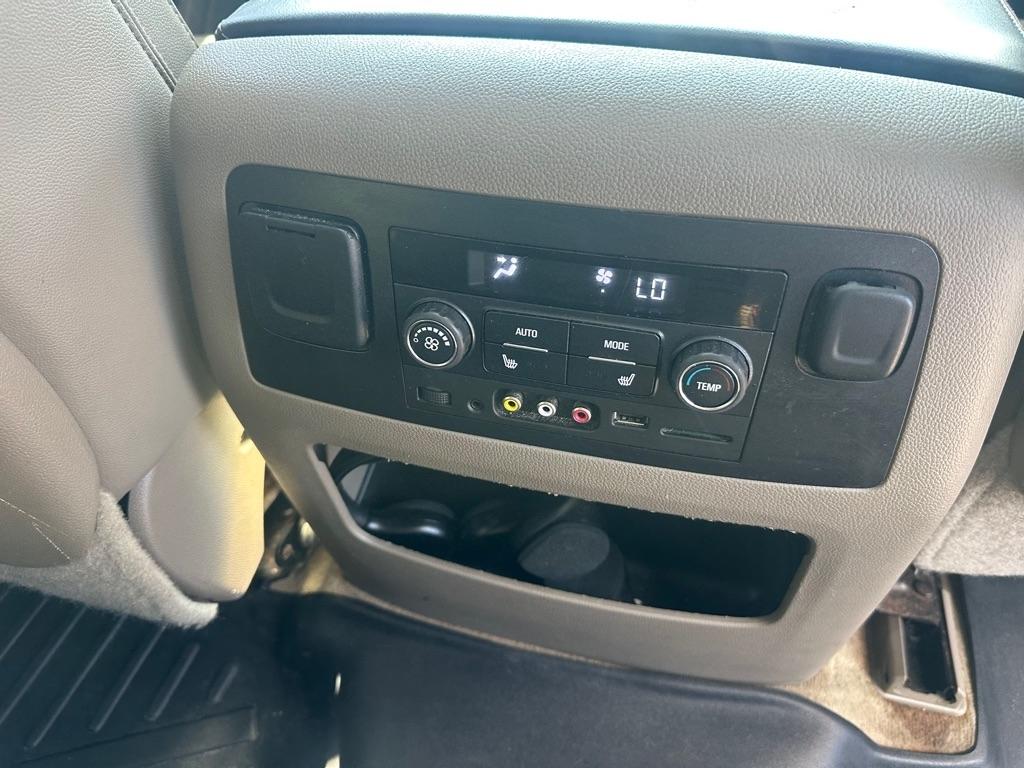 Chevrolet Tahoe LTZ 4WD 2015