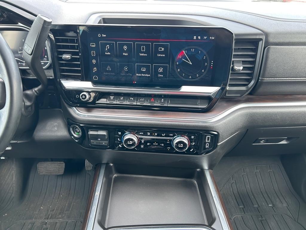 GMC Sierra 3500HD SLT Crew Cab 4WD 2024