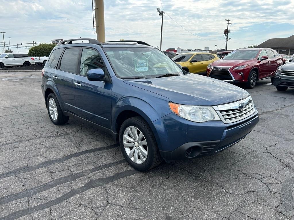Subaru Forester 2.5X Premium 2011