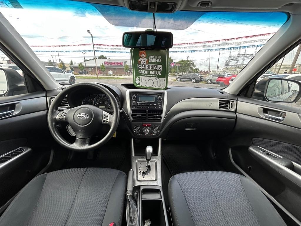 Subaru Forester 2.5X Premium 2011