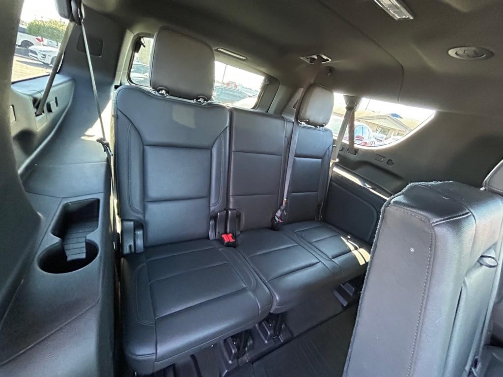 Chevrolet Suburban LT 4WD 2021