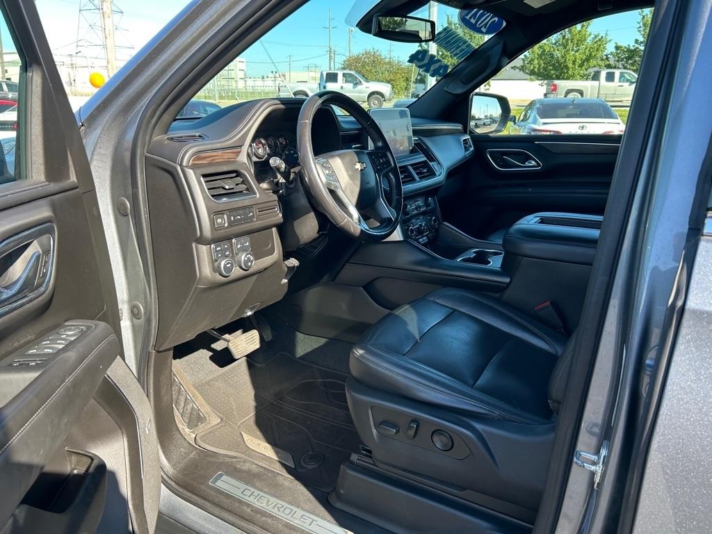Chevrolet Suburban LT 4WD 2021