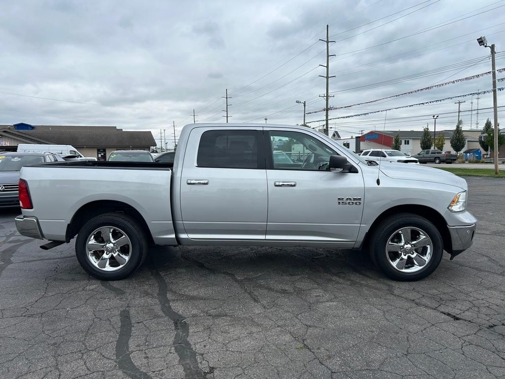 RAM 1500 SLT Crew Cab SWB 4WD 2018