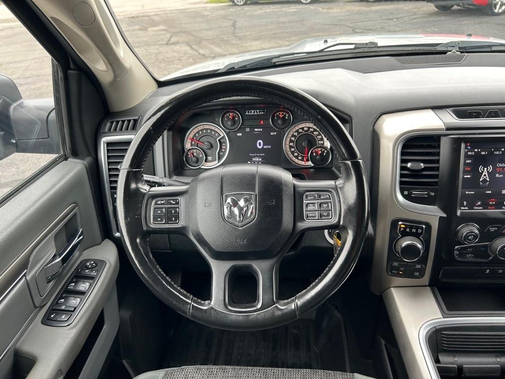 RAM 1500 SLT Crew Cab SWB 4WD 2018