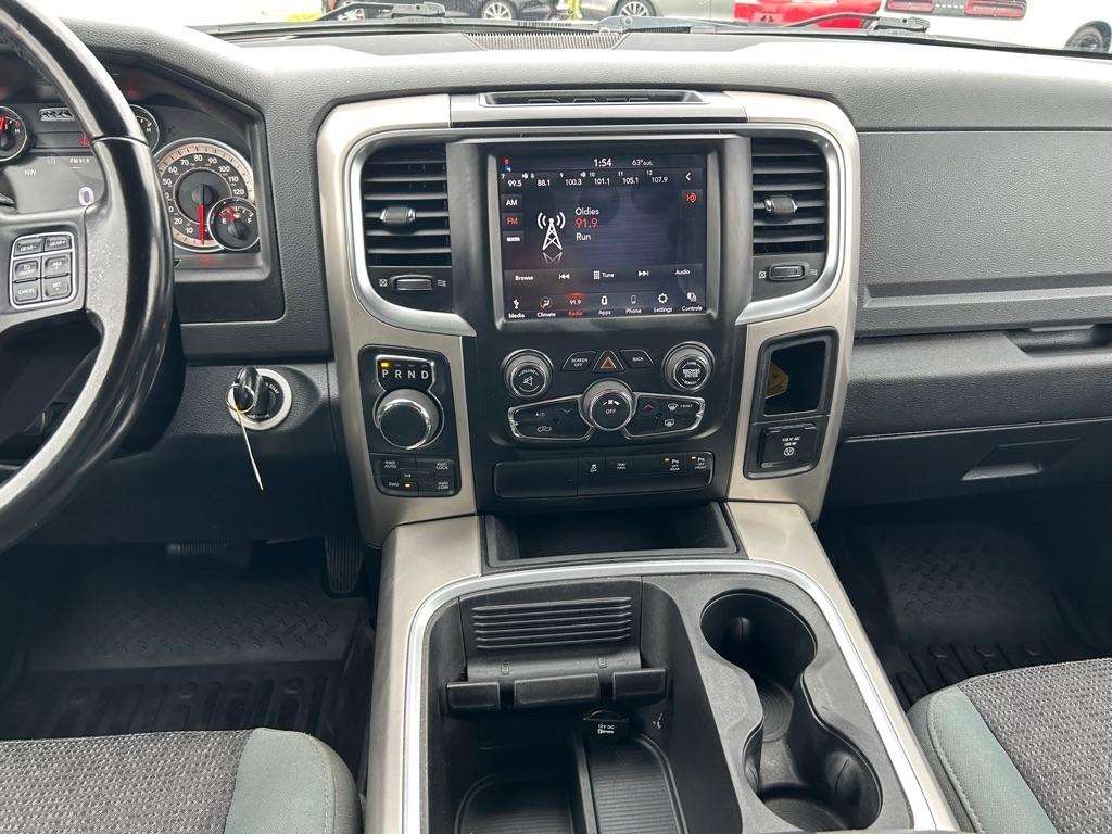 RAM 1500 SLT Crew Cab SWB 4WD 2018