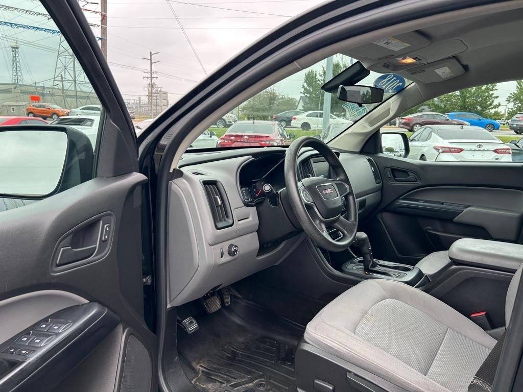 GMC Canyon Work Truck Crew Cab 2WD Short Box 2018