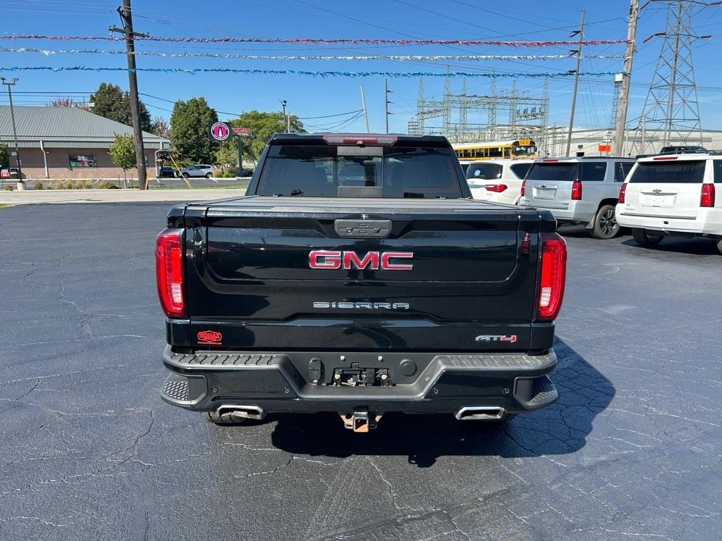 GMC Sierra 1500 AT4 Crew Cab Long Box 4WD 2019