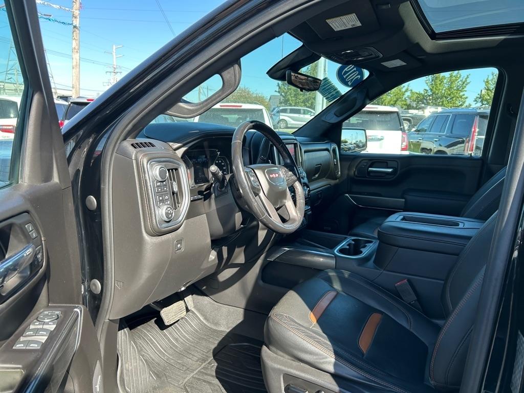 GMC Sierra 1500 AT4 Crew Cab Long Box 4WD 2019