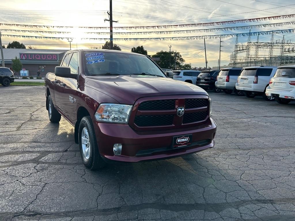 RAM 1500 Tradesman Quad Cab 4WD 2017