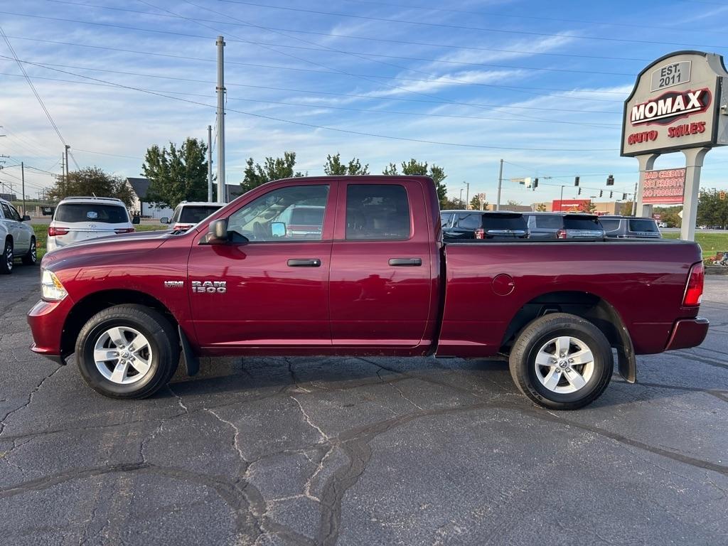 RAM 1500 Tradesman Quad Cab 4WD 2017
