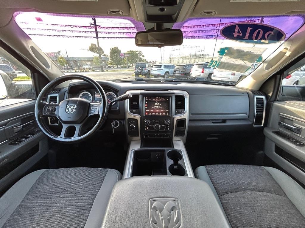 RAM 2500 SLT Crew Cab SWB 4WD 2014
