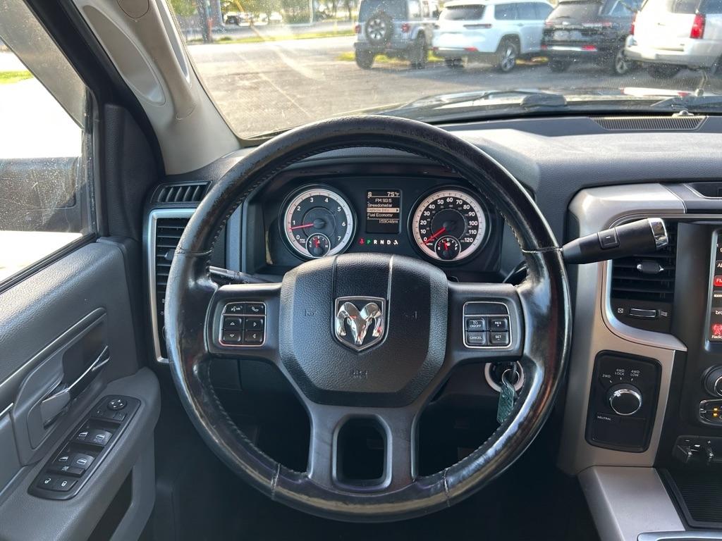 RAM 2500 SLT Crew Cab SWB 4WD 2014