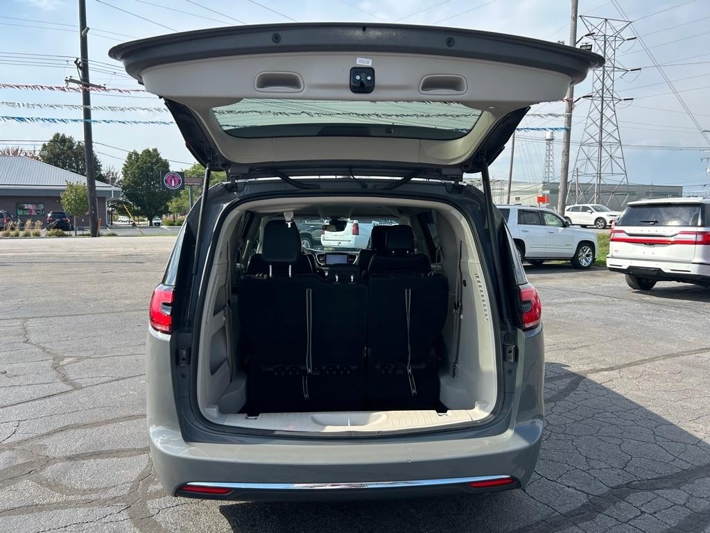 Chrysler Pacifica Touring-L 2022