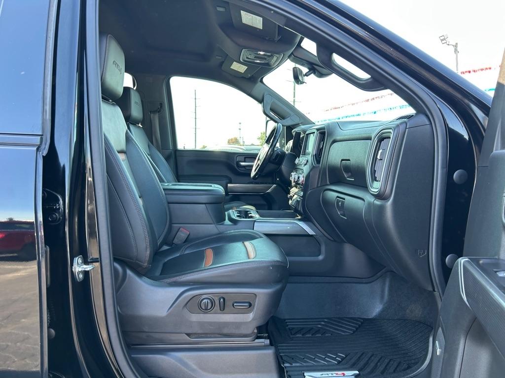 GMC Sierra 2500HD AT4 Crew Cab 4WD 2020