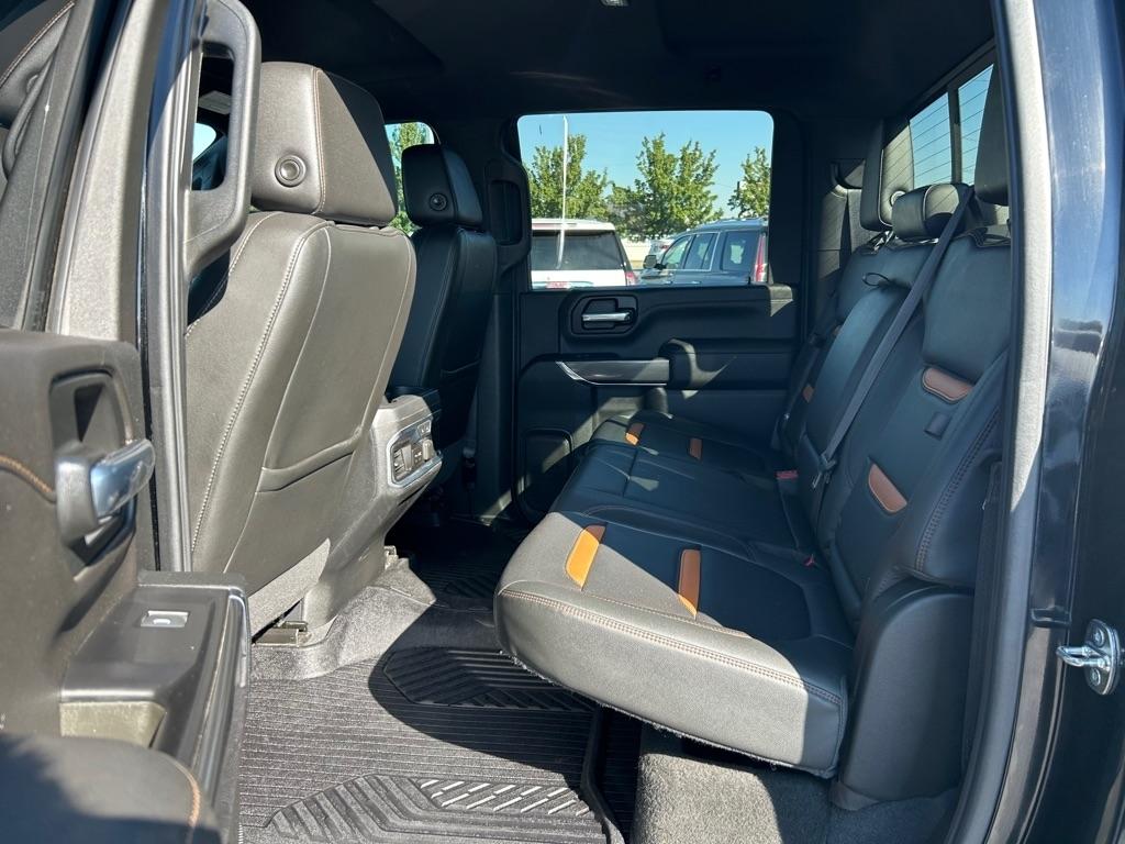 GMC Sierra 2500HD AT4 Crew Cab 4WD 2020